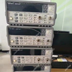 1 Compteur de fréquence universel HP/Keysight Agilent 53131A 225 MHz avec GPIB en bon état d'occasion - Product Image 1