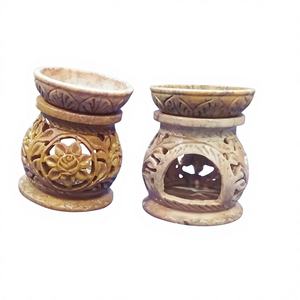 ก้านไม้หอมอินเดียตกแต่งพร้อมน้ำมันหอมระเหย - Product Image 1