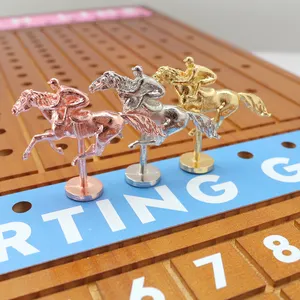 Placa de jogo de corrida de cavalos de madeira maciça de 21 polegadas com 11 cavalos de metal com 4 dados e 2 cartas de jogo de corrida de cavalos