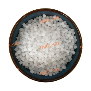 Высококачественный светло-белый мастер-партия для изготовления пленки и труб для литья под давлением и гранулирования - Product Image 1
