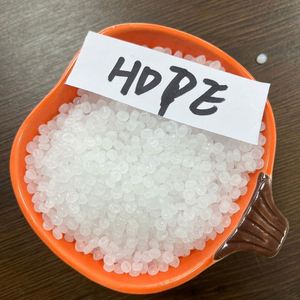 Granulés de plastique HDPE HD7000F vierges/recyclés de qualité alimentaire haute résistance, en stock - Product Image 1