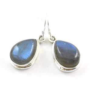 Pendientes colgantes de una piedra hechos a mano de plata de ley pura labradorita de Fuego Azul de diseño simple para mujer a precio mayorista - Product Image 3