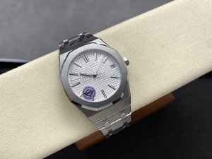 Reloj Mecánico de Lujo de Súper Calidad, 41 mm, Fábrica APS, Movimiento 4302, 15510, Resistente al Agua, Esfera Blanca Audemars - Product Image 4