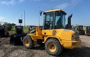 Chargeur sur pneus VOLVO L306 d'occasion de haute qualité L105 L150E équipé de composants de base d'origine en stock Shanghai - Product Image 2