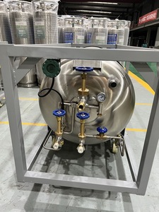 سعر المصنع LO2 LN2 llar LNG co2 سائل كريوجيني LCO2 ديوار 175 لتر للعمودي