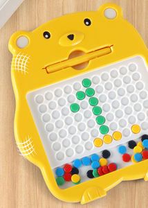 Tableau magnétique en plastique ABS avec stylos - Jouet éducatif DIY pour enfants, idéal pour les voyages, 20,5x20,5cm, pour la peinture artistique - Product Image 3