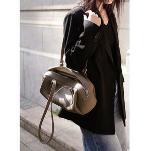 2026 Vintage Genuine Leather Women's Bag High-end <b>Bowling</b> Bag Early Spring All-match Boston Handbag Shoulder Bag Commuter Zipper - Product Image 3