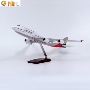 Venta al por mayor OEM Boeing 747-400 <span class=keywords><strong>Asiana</strong></span> Airlines resina modelo de avión con soporte escala 1/150 - Product Image 3