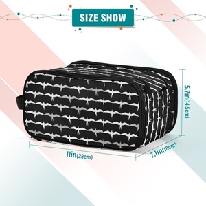 Organizador de Maquillaje Portátil Unisex con Diseño de Aves Iwa Negras de Hawái, Bolsa de Cosméticos Impermeable, Bolsa de Maquillaje de Viaje para Hombre con Logotipo Personalizado - Product Image 3
