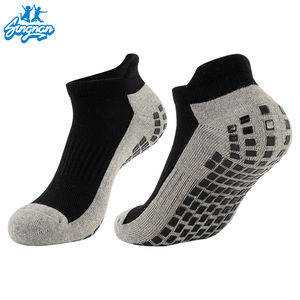 मार्शल आर्ट के लिए कुपित गैर पर्ची मोजे, उच्च प्रभाव समर्थन प्रबलित एड़ी पैर की अंगुली पकड़ मोजे निर्यात - Product Image 3