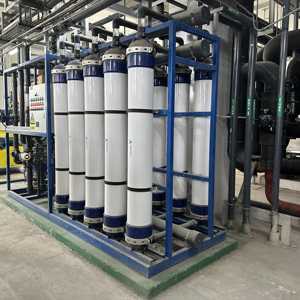 Planta de ultrafiltración compacta de 1000L para sistema de filtro de agua potable de agua de pozo de <span class=keywords><strong>hotel</strong></span> en casa 99% Tasa de desalinización hecha bomba PVDF - Product Image 6