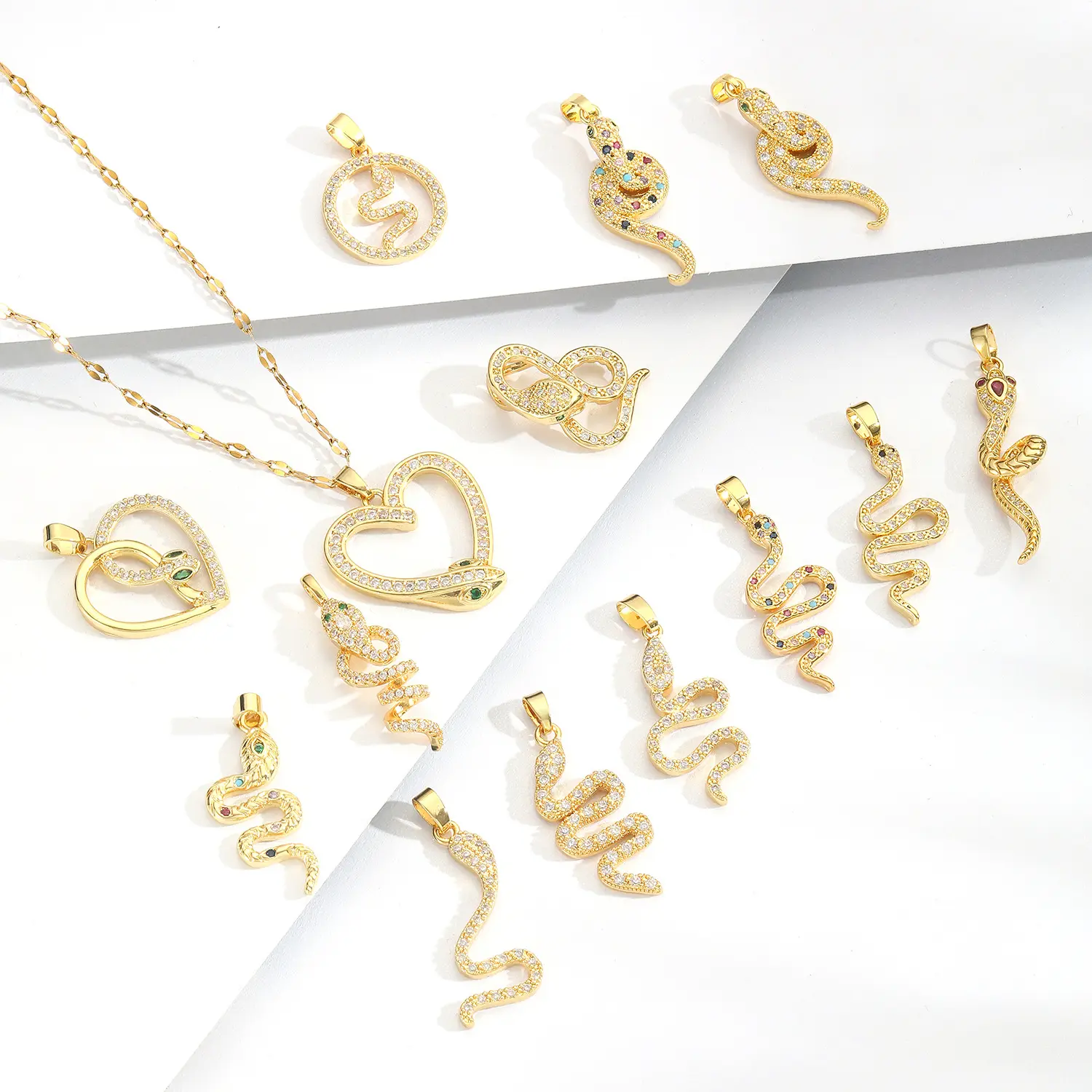 مجوهرات مارونيو على الموضة مطلية بالذهب من الفولاذ المقاوم للصدأ سلسلة الزركون والنحاس والنحاس والقلائد الثعبان للنساء