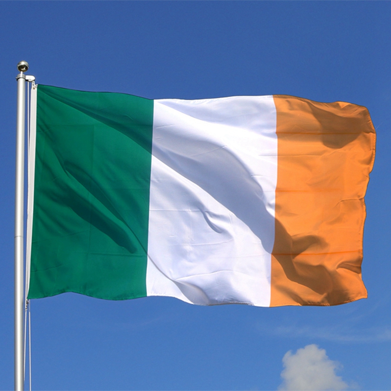 Irland Flagge 3x5 Ft (90x150 Cm) – 400D Nylon, UV-beständig, Mit 2 Ösen, Für Innen & Außen