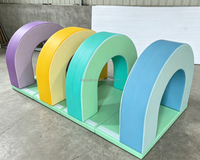 Structure de jeu tout-en-un en mousse souple : tunnel, poutre d'équilibre et parcours d'obstacles pour la maison, la garderie et la location événementielle