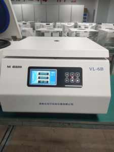 Centrifuga da banco MKE VL-6B a bassa velocità per filtrazione di succhi, uso laboratorio, medicale, ospedaliero, 4 x 500ml, capacità 4x750ml, 6000rpm, 4752xg - Product Image 2