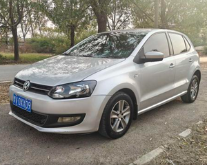 <span class=keywords><strong>Volkswagen</strong></span> <span class=keywords><strong>Polo</strong></span> 1.5L Usata del 2013, Chilometraggio Manuale, Prezzo Conveniente - Product Image 3