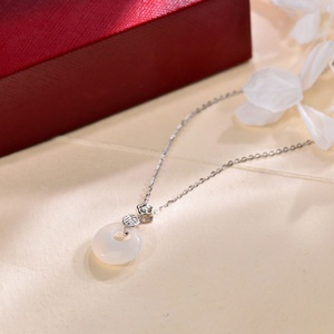 Collar de Acero Inoxidable de Moda 2024 con Colgante de Plata de Ley, el Regalo de Joyería Más Popular para Mujeres - Product Image 2