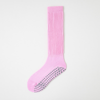 Chaussettes de yoga et de Pilates antidérapantes en coton personnalisées pour femmes, avec logo OEM, modèle Slouch Crew