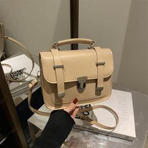 Sac à bandoulière carré petit format pour femme, style japonais distinctif, rétro, tendance, en PU, avec fermeture éclair, pour l'été - Product Image 4