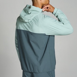 เสื้อแจ็คเก็ตกันลมแบบมีฮู้ดสีเขียวสองสีสำหรับผู้<span class=keywords><strong>ชาย</strong></span> ซิปเต็มตัว น้ำหนักเบา แห้งเร็ว เหมาะสำหรับวิ่งออกกำลังกาย กีฬากลางแจ้ง - Product Image 2