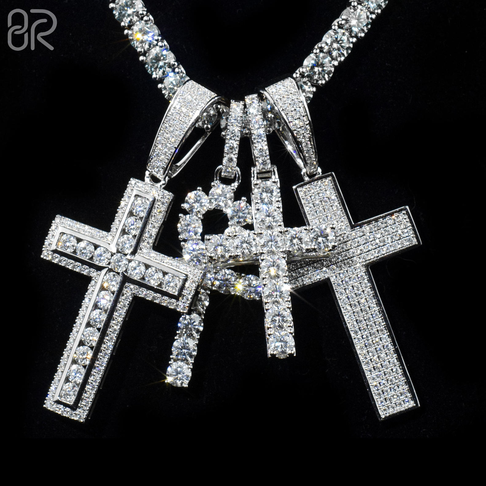 Cross pendant