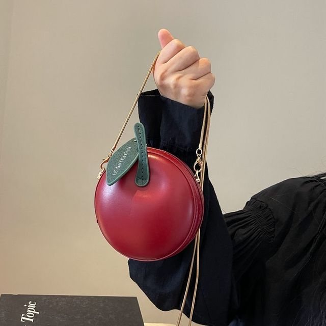 New Trendy Versatile Chain Crossbody Super Popular Mini apple Shoulder New Funny Ladies Sling Bags