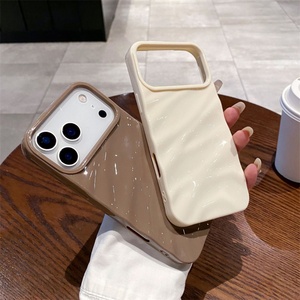 Funda de Teléfono de Silicona TPU Suave con Patrón Ondulado 3D de Lujo, Carcasa Trasera Antigolpes para iPhone 17 16 15 14 13 12 11 Pro Max Xsmax XR - Product Image 3