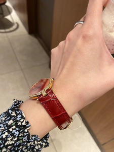 Montre mécanique automatique élégante et tendance, cadran beige, bracelet en cuir de vachette à motif crocodile bordeaux, spinelle synthétique bleue - Product Image 4