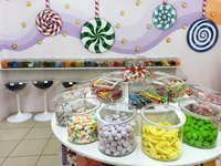 Conteneur alimentaire en plastique transparent personnalisable, hermétique, de qualité alimentaire, pour le stockage en vrac de bonbons, idéal pour l'affichage en confiserie