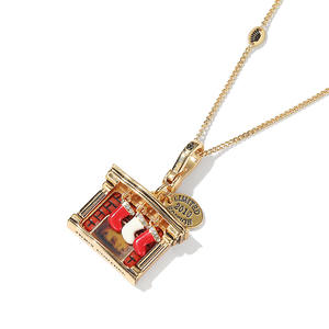 Collar <span class=keywords><strong>colgante</strong></span> vintage esmaltado con diseño de <span class=keywords><strong>chimenea</strong></span> - Product Image 2