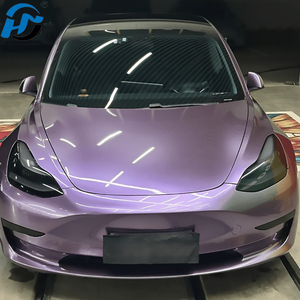 Vinilo Adhesivo para Automóviles PET TPU Ovilla Morado Metálico Líquido de Alto Brillo, Vinilo para Envolver Automóviles - Product Image 2
