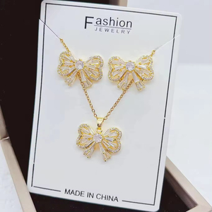 Conjunto de Joyería de Moda para Mujer, Acero Inoxidable, Chapado en Oro Real, con Zirconia, Collar con Colgante de Mariposa y Aretes, para Regalo - Product Image 2