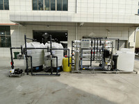 Machines de purification d'eau commerciales avec systèmes de conduites