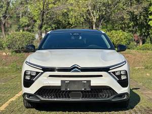 Citroën <span class=keywords><strong>C5</strong></span> X d'<span class=keywords><strong>occasion</strong></span> 2021 1.6T Automatique Citroën Heritage Family Travel Empattement 2785 mm Coffre 1640 L <span class=keywords><strong>Prix</strong></span> Abordable - Product Image 2