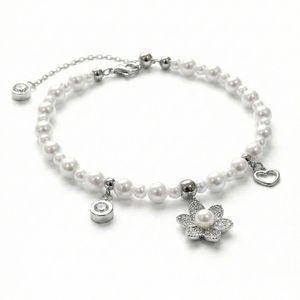 [Hong Kong International Jewellery Show ]Ethereal Spring-Inspired Narcissus Themed Statement <b>Bracelet</b> with Swarovski Pearls - Product Image 2