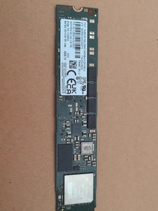 Unidad de estado sólido HORNG SHING usada en el disco SSD PM983 M.2 960G SATA 6Gbps - Product Image 3
