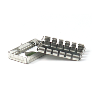 Schermo PCB in Metallo EMI RF Personalizzato OEM, Spessore 0,2mm, Copertura Schermante 5G SMT SMD - Product Image 1