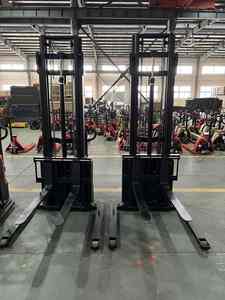 Apilador Eléctrico ELES-15J, Montacargas con Elevación de 3M/3.5M, Capacidad de Carga de 1200kg/1500kg/3300lbs, Apilador de Palés para Almacenamiento en EE. UU. y Canadá - Product Image 2