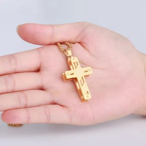 Gran oferta, joyería de escritura cristiana religiosa, colgante de acero inoxidable chapado en oro, collar con colgante de Cruz para mujeres y hombres - Product Image 3