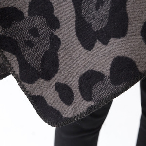 Vente chaude, châles chauds pour femmes, étoles, ponchos en <span class=keywords><strong>acrylique</strong></span> d'hiver, léopard - Product Image 3