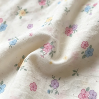 Lot de literie en microfibre de luxe, comprenant taies d'oreiller et couvre-lit, en provenance de surplus de stock, à prix de liquidation en gros