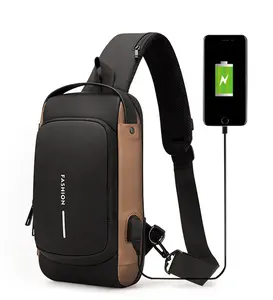 Bolsa de pecho con puerto USB para hombre, mochila multiusos de tendencia sencilla, nueva, venta al por mayor