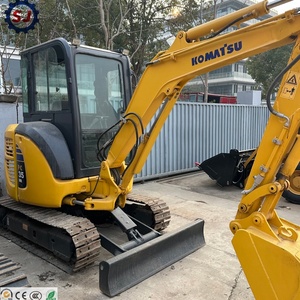 Mini-excavatrice sur chenilles Komatsu PC35MR d'occasion, d'origine japonaise, modèles PC30 et PC56, en bon état, pour chantier, ferme et jardin. - Product Image 2