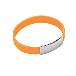 Bracciale in silicone arancione da uomo, alla moda, con placca in metallo - Product Image 1