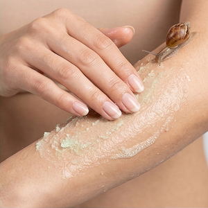 Y690 Yoko Aloe Snail Brightening Salt <b>Scrub</b> 350g. Skin Bright & Moisturized Soothing Aloe Vera And Brightening Snail from Korea - Product Image 5