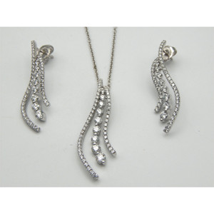 Rubare la notte! Collana e orecchini a cascata in oro bianco 18k e 3,5 ct - Product Image 4