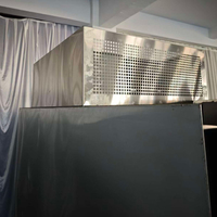 Réfrigérateur mortuaire à trois portes pour usage en maison funéraire, avec design aérodynamique, finition anti-corrosion, stockage et conservation