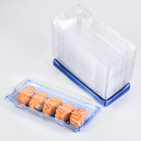 Plateau à sushi jetable en PET bleu rectangulaire écologique, emballages à sushi en plastique pour emporter avec couvercle anti-buée