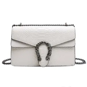 2023 Fashion Unique Clutch Ladies Handbags Side Crossboy Shoulder Chain Messenger Vegan Leather Purse Snake Skin Bag Women