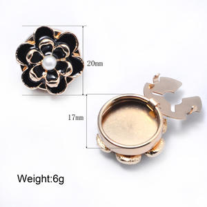 Bottoni a Clip con Fiore di Perle all'Ingrosso per Decorazione Camicie, Gemelli Decorativi - Product Image 2